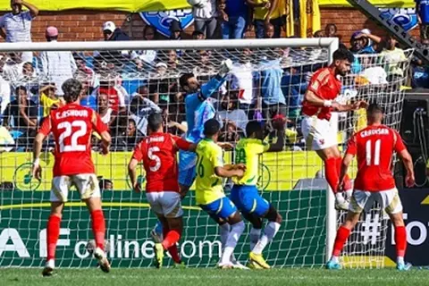 جدول مباريات اليوم.. الأهلي أمام صنداونز.. بيراميدز ضد أورلاندو بايرتس.. وظهور محتمل لمحمد عبد المنع